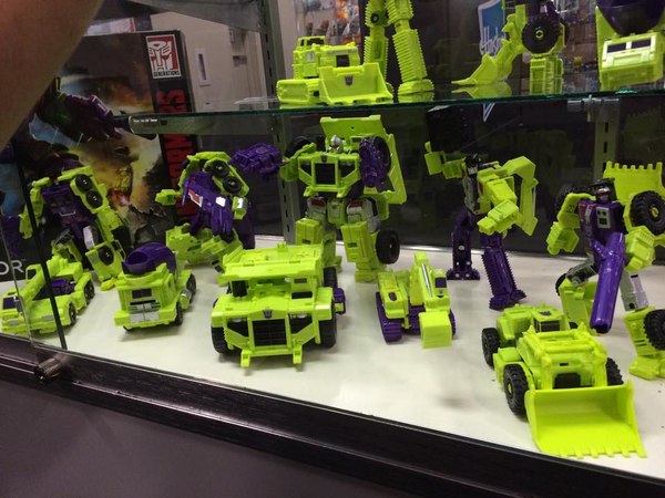 BotCon 2015   Hasbro's Transformers Booth Devastator, Constructicons, More  (2 of 7)